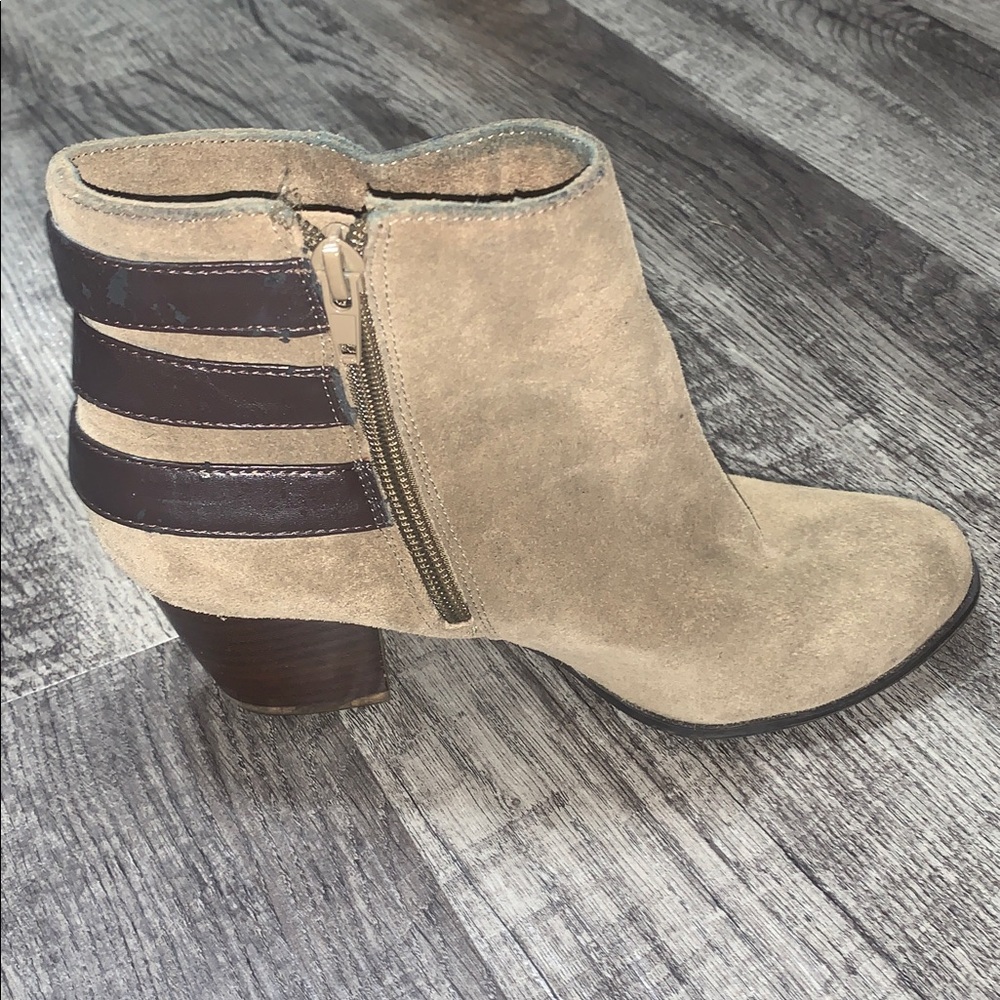 Sole Society Heeled Booties - Women’s size 6 - Picture 4 of 8